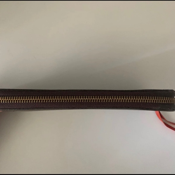 Discontinued Monogram Clemence Wallet - Picture 6 of 14